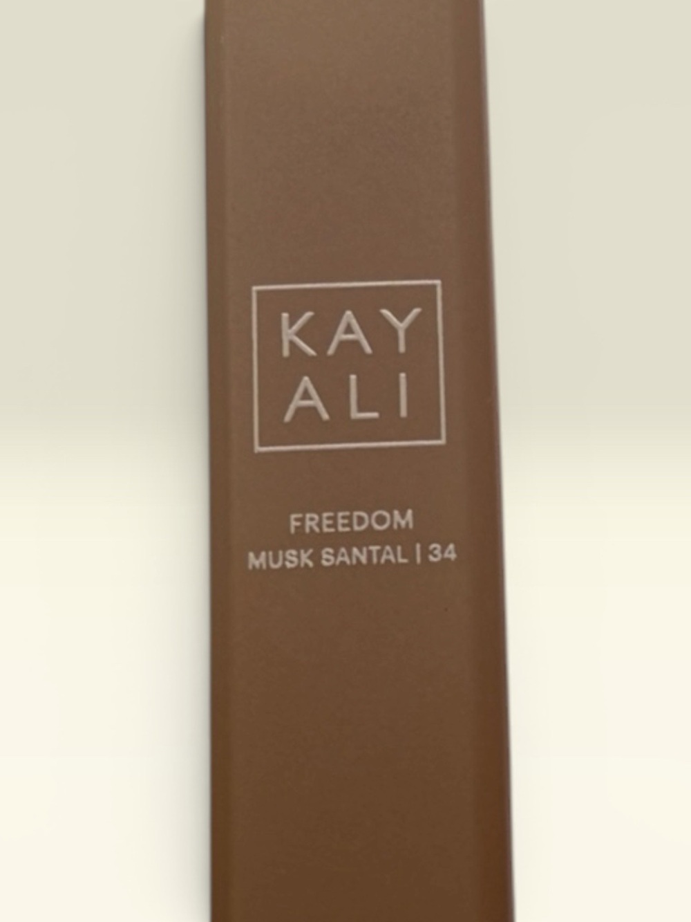 NEW Without Box! Kayali Women’s 10ml FREEDOM  MUSK SANTAL | 34 Travel Size - Picture 2 of 2